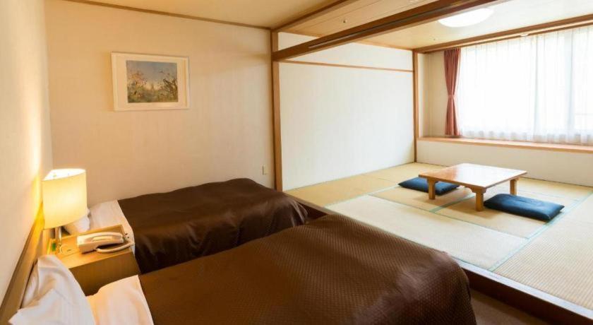Washigatake Kogen Hotel Rainbow Gujō Exterior foto