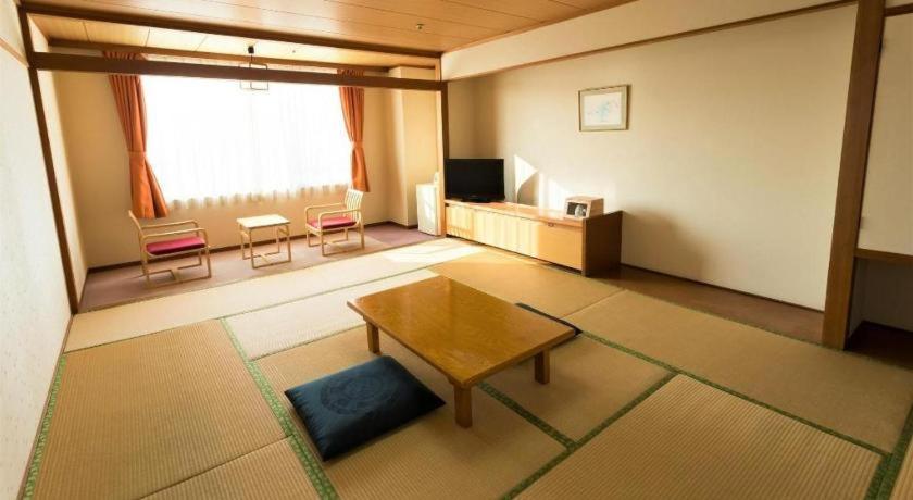 Washigatake Kogen Hotel Rainbow Gujō Exterior foto